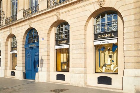 negozio parigi chanel